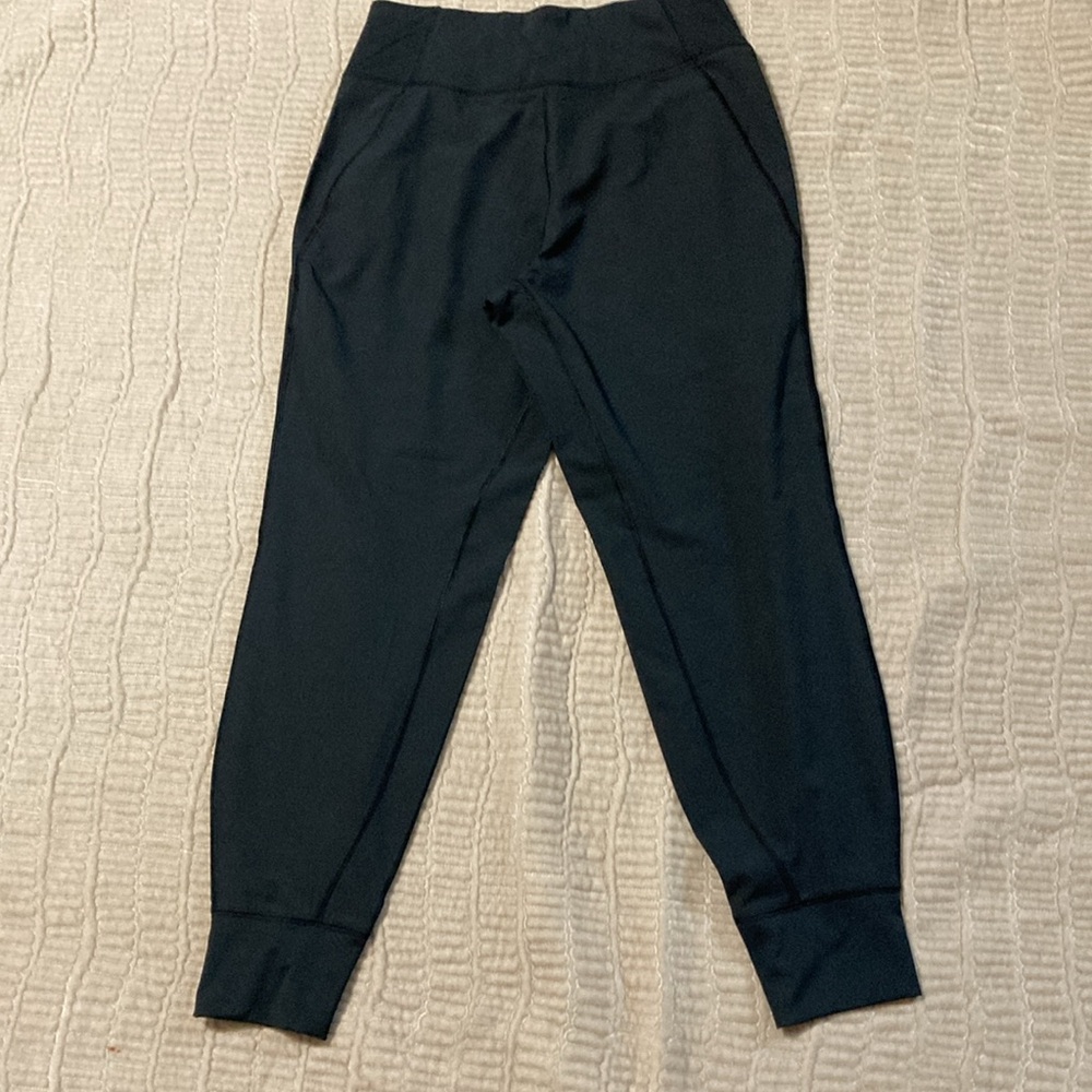 NWOT ASCEND JOGGERS, size small - Picture 4 of 8
